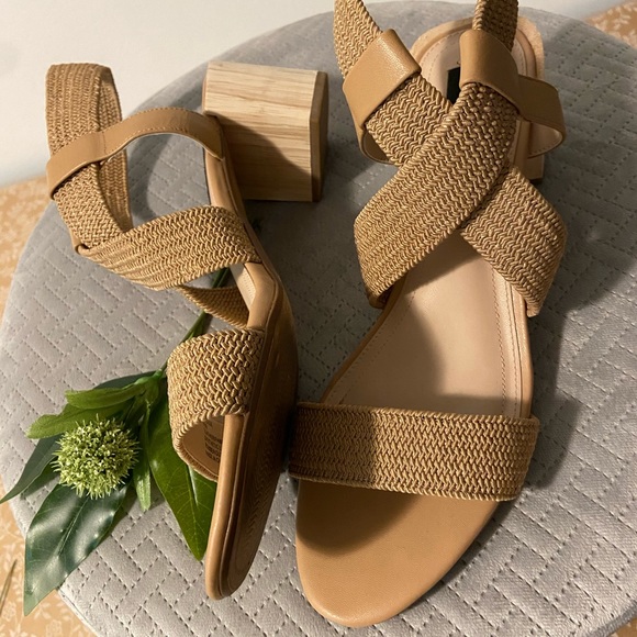 Steven by Steve Madden Release Nude - Picture 4 of 10